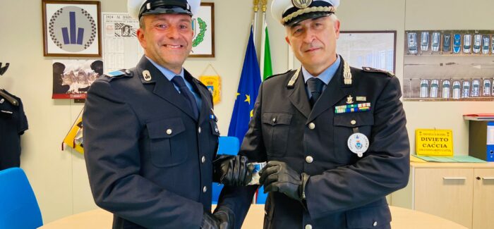 MIRANDOLA POLIZIA LOCALE: PROMOZIONE PER L’ASSISTENTE SCELTO EMILIANO GATTI