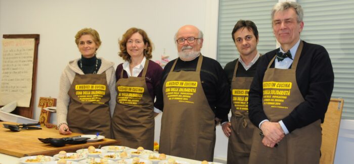 La rottura del Secchia e l’alluvione nella Bassa, 11 anni fa. Poi la cena benefica dei medici in cucina