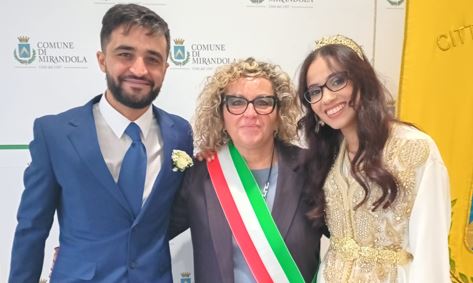 “Viva gli Sposi”, in Comune il “sì” tra Rachid e Chatir